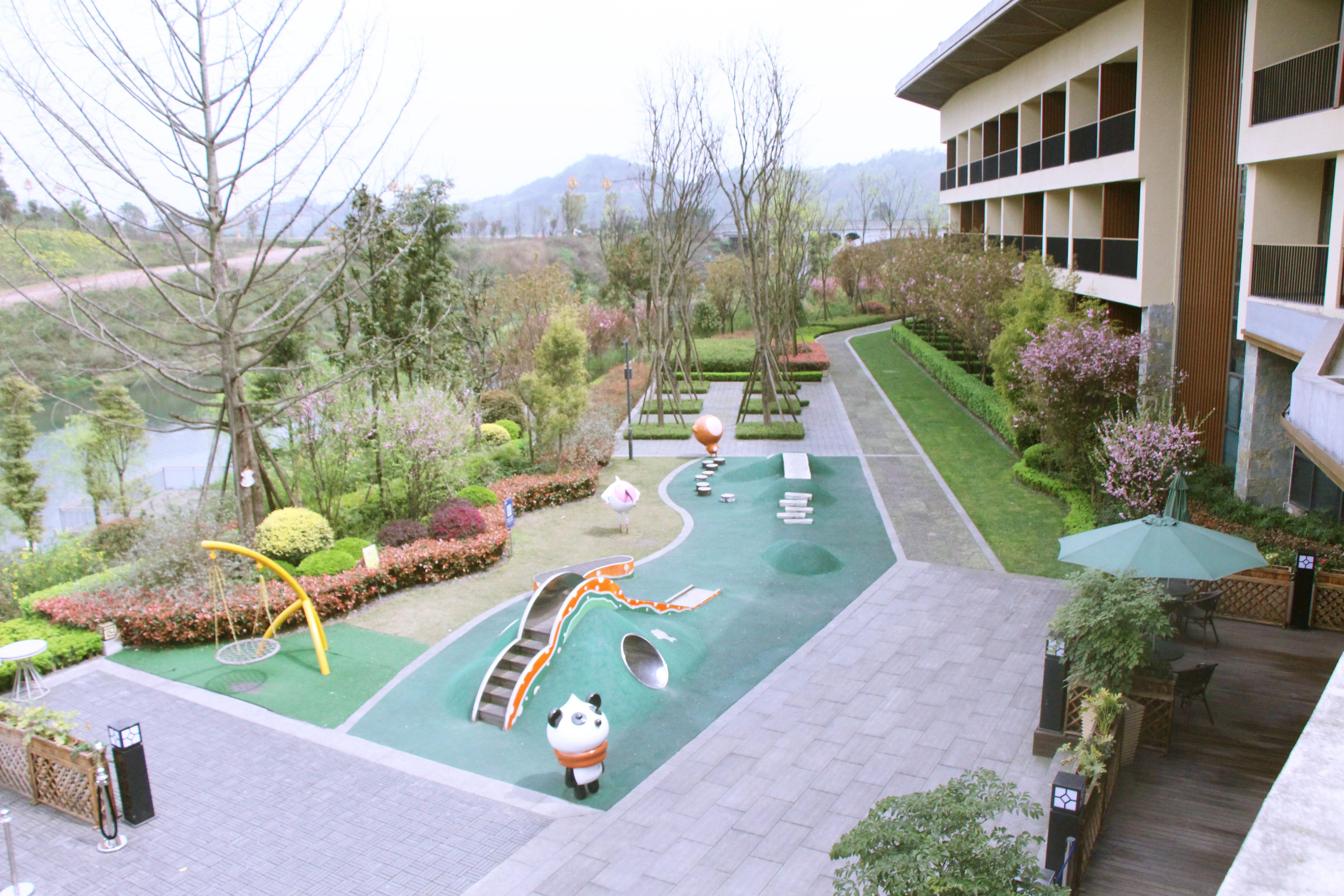 Holiday Inn Express Emei Mountain By Ihg Emeishan Εξωτερικό φωτογραφία