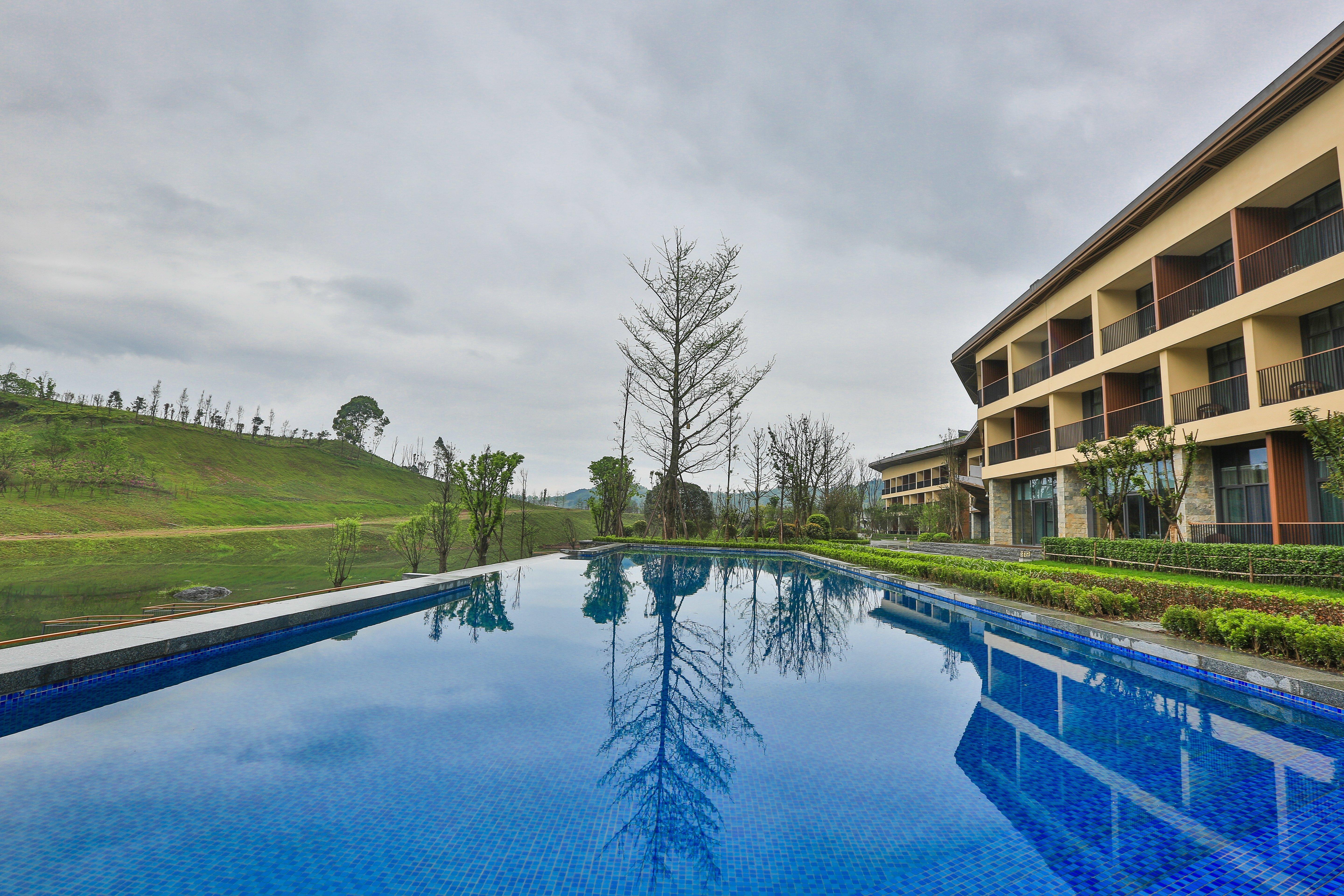 Holiday Inn Express Emei Mountain By Ihg Emeishan Εξωτερικό φωτογραφία