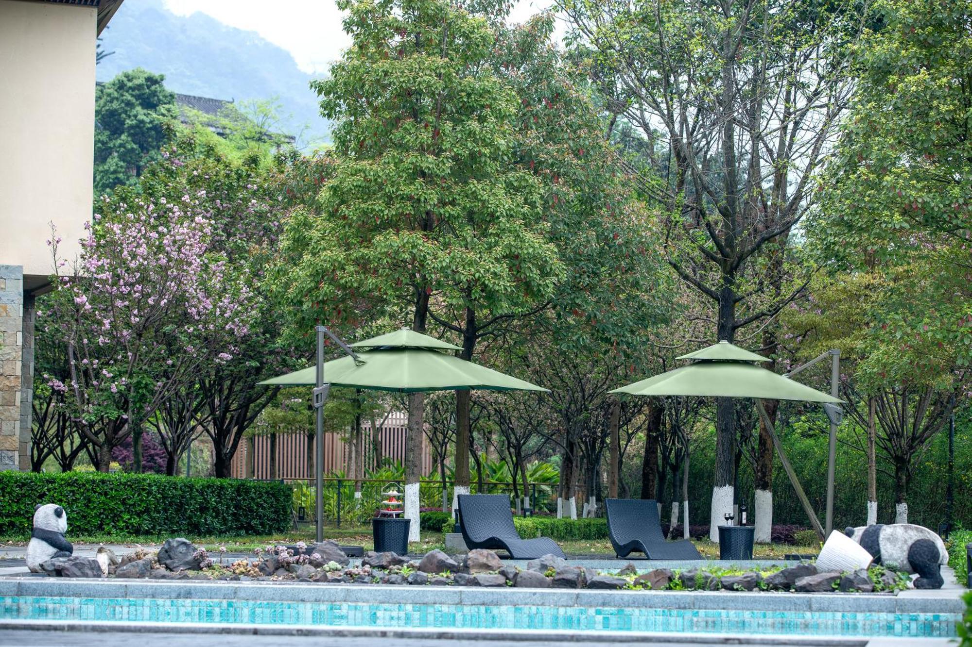 Holiday Inn Express Emei Mountain By Ihg Emeishan Εξωτερικό φωτογραφία