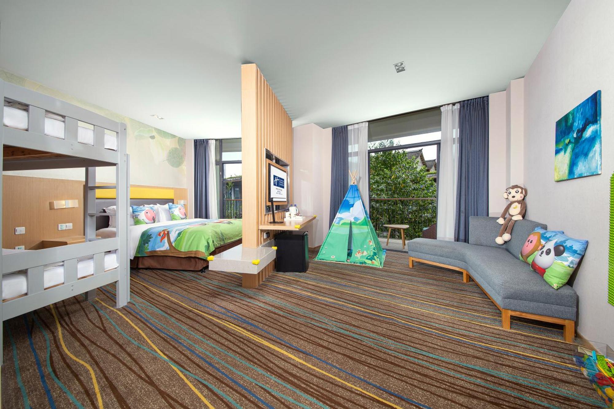 Holiday Inn Express Emei Mountain By Ihg Emeishan Εξωτερικό φωτογραφία