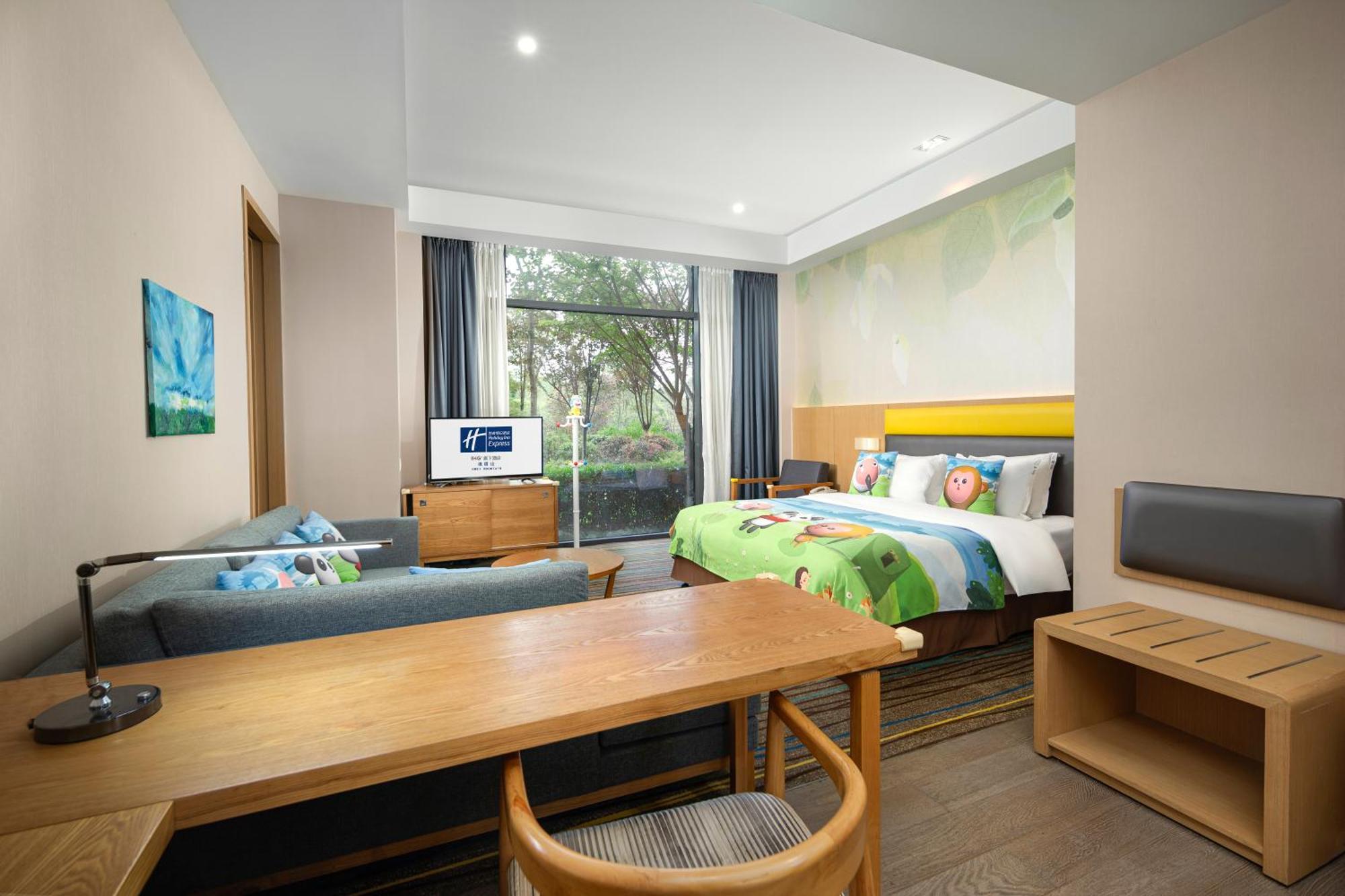 Holiday Inn Express Emei Mountain By Ihg Emeishan Εξωτερικό φωτογραφία