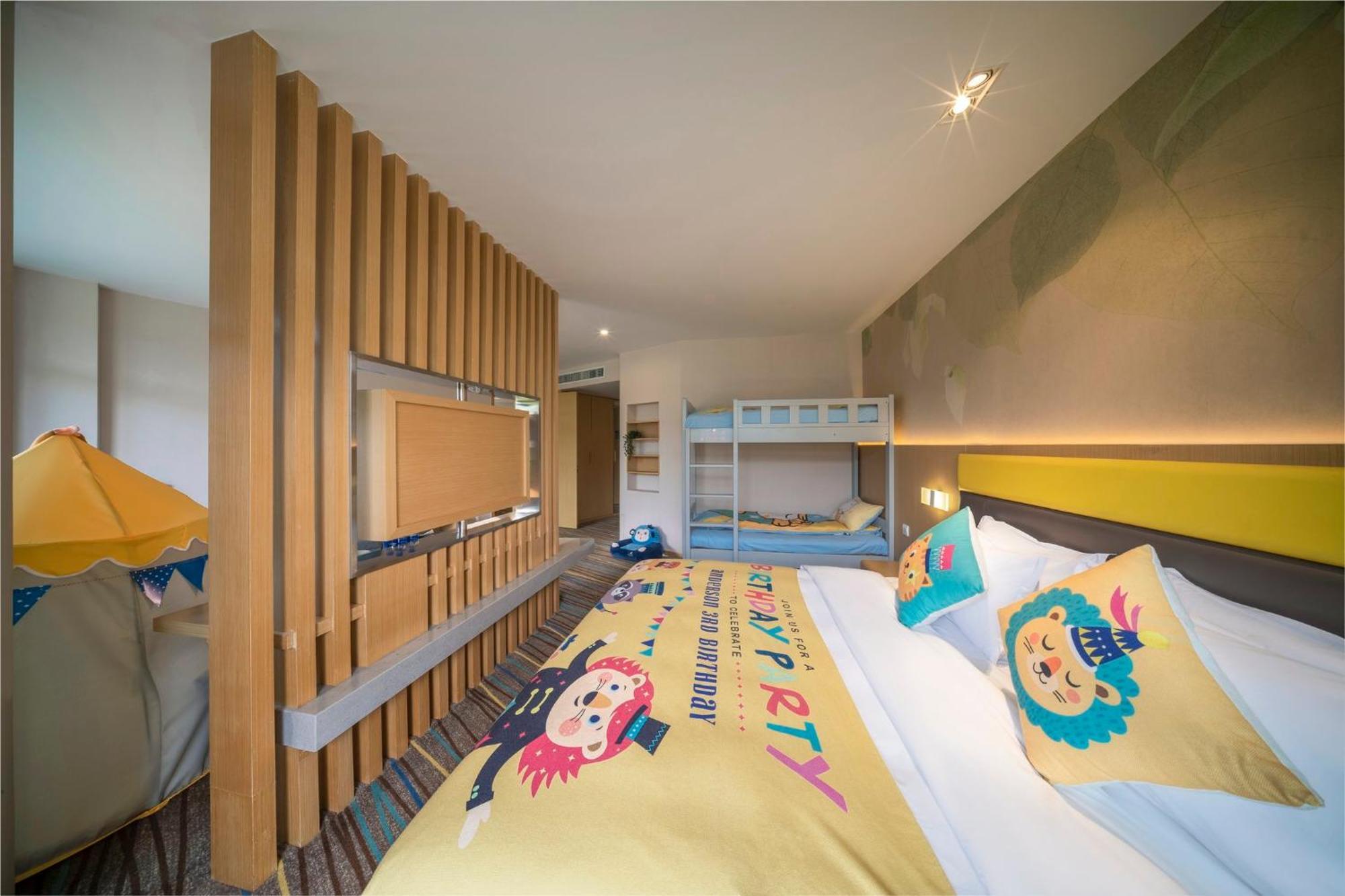 Holiday Inn Express Emei Mountain By Ihg Emeishan Εξωτερικό φωτογραφία