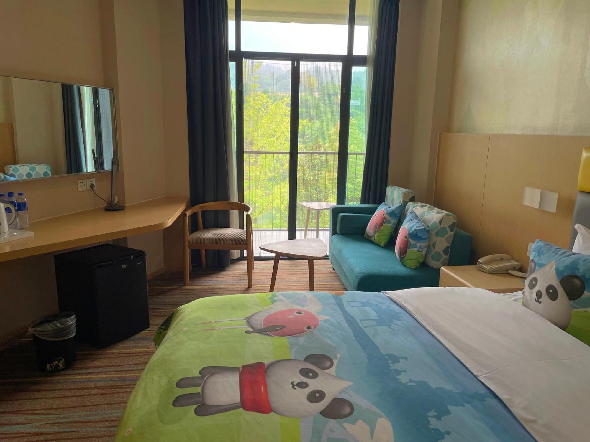 Holiday Inn Express Emei Mountain By Ihg Emeishan Εξωτερικό φωτογραφία